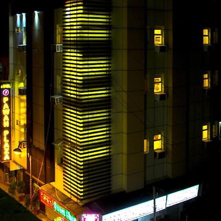Hotel Pawan Plaza Near Sir Ganga Ram Hospital Delhi  Exterior photo